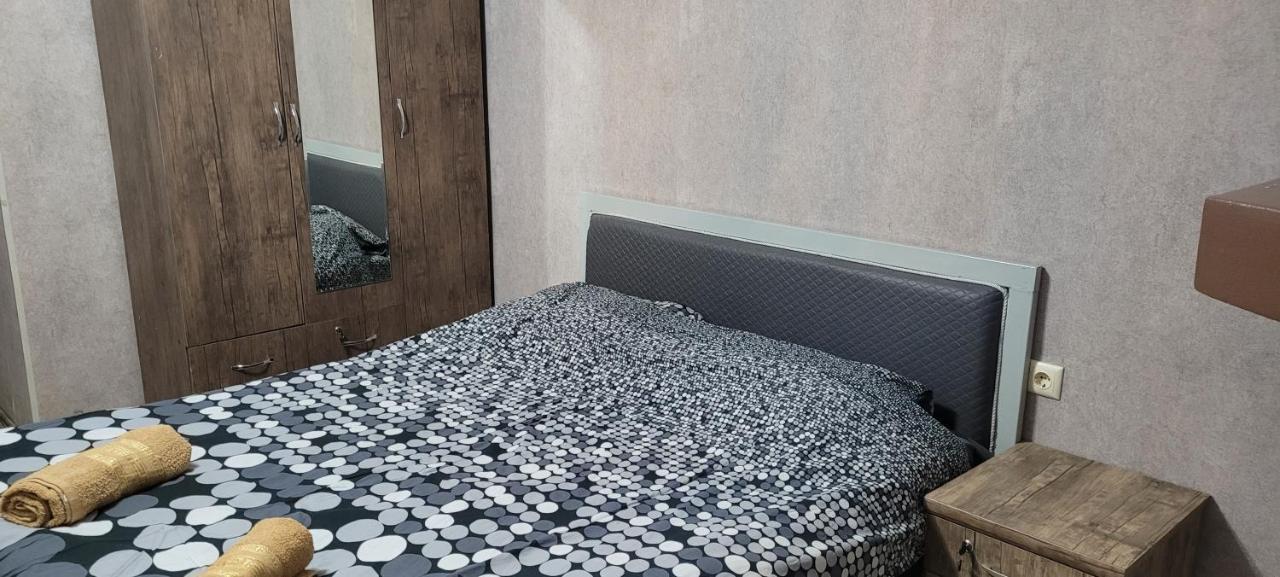 Kiev Hostel Tbiliszi Kültér fotó