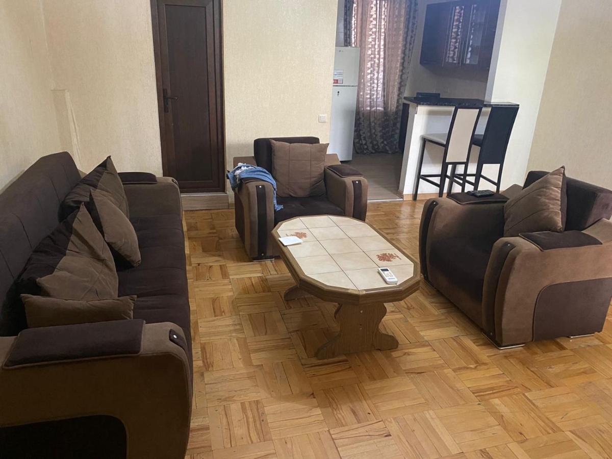 Kiev Hostel Tbiliszi Kültér fotó