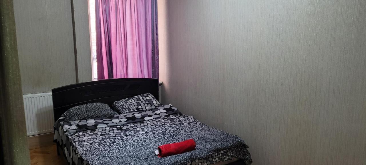 Kiev Hostel Tbiliszi Kültér fotó