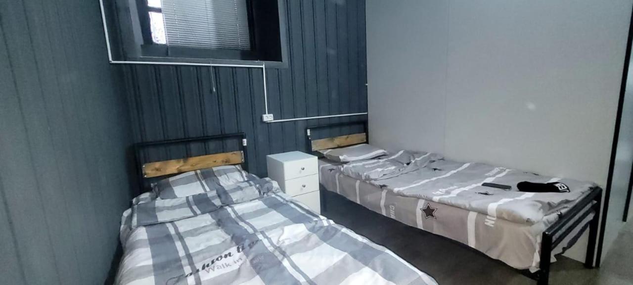 Kiev Hostel Tbiliszi Kültér fotó