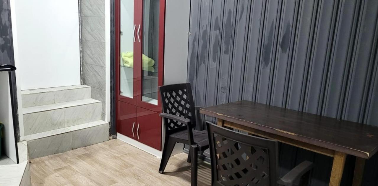 Kiev Hostel Tbiliszi Kültér fotó