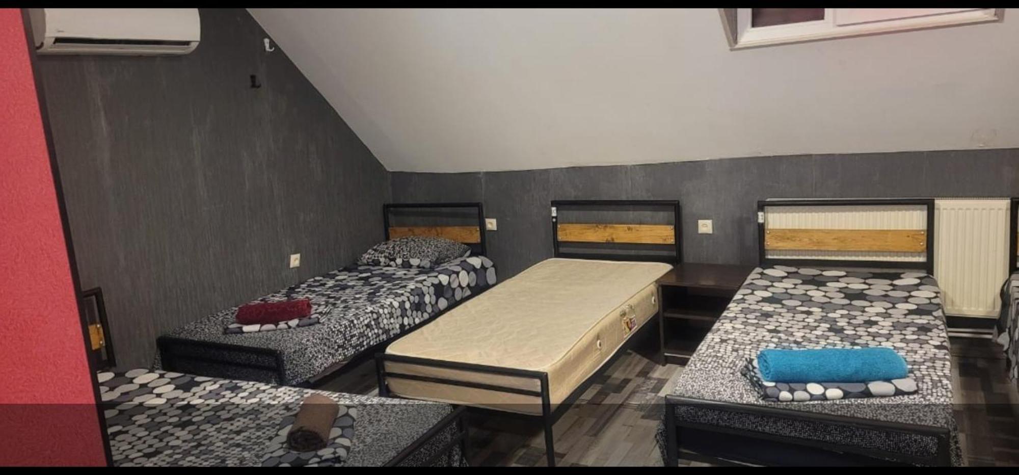 Kiev Hostel Tbiliszi Kültér fotó