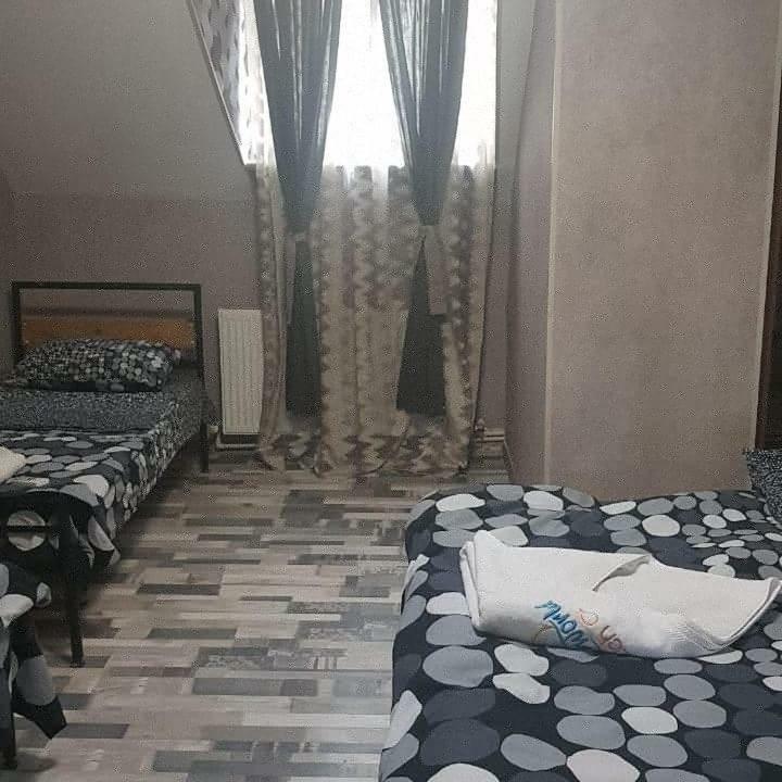 Kiev Hostel Tbiliszi Kültér fotó