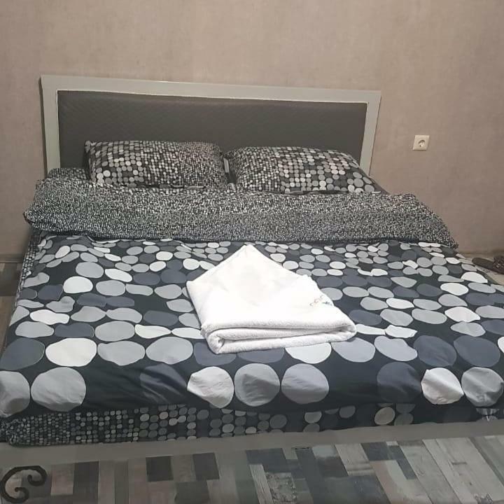 Kiev Hostel Tbiliszi Kültér fotó